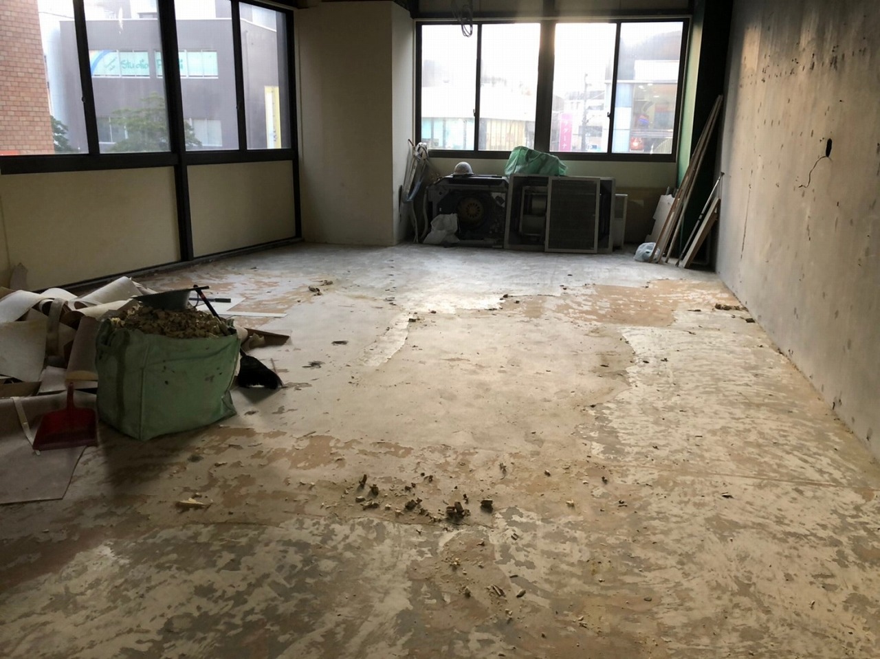福岡市南区大橋 美容室内装工事